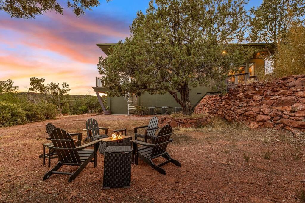 Close To Fresh Creek! Sleeps 12 ~ Amazing Views W/Serene Open Space ~ Hot Tub + Game Room ~ Trails Outside Sedona Exteriér fotografie