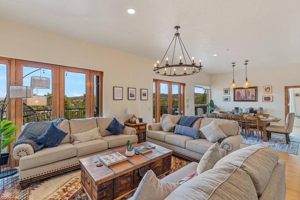 Close To Fresh Creek! Sleeps 12 ~ Amazing Views W/Serene Open Space ~ Hot Tub + Game Room ~ Trails Outside Sedona Exteriér fotografie