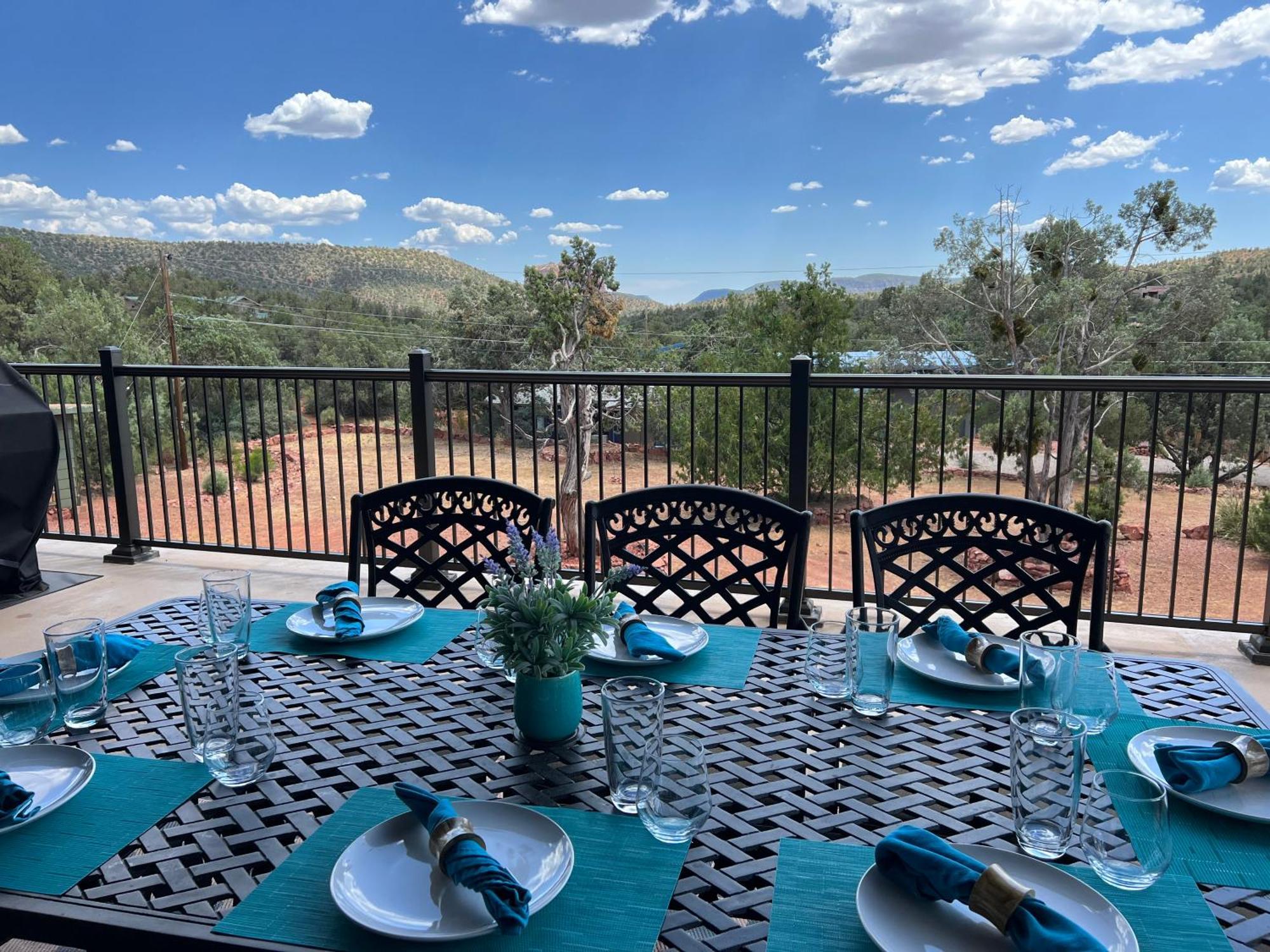 Close To Fresh Creek! Sleeps 12 ~ Amazing Views W/Serene Open Space ~ Hot Tub + Game Room ~ Trails Outside Sedona Exteriér fotografie